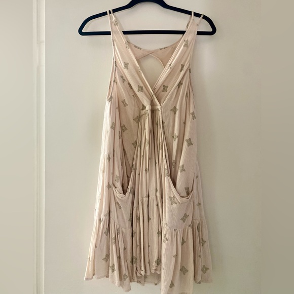Free People // Vintage Patterned Mini-Dress (M - Cream/Tan) - Picture 1 of 7